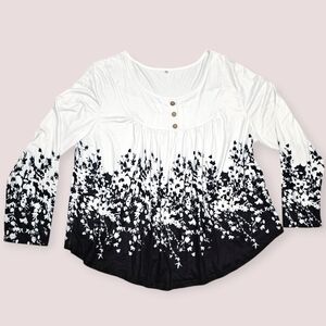 Black & White Floral Scoop Neck Top Long Sleeve Size 2X